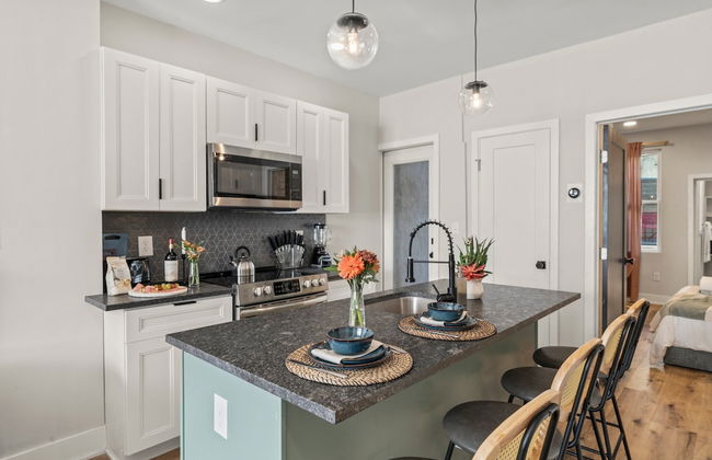 Passyunk Square Spacious 1BR - Huge Deck - Foto 15