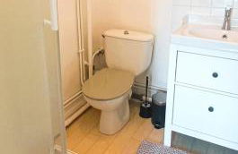 La Terrasse, T2 proche gare, Wifi, tv HD, grande terrasse - Photo 16