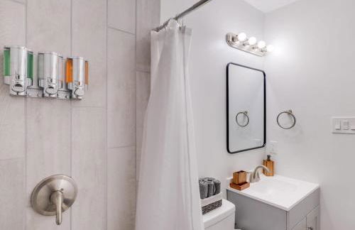 Best of Irving - Yard Firepit Free Parking - Foto 22