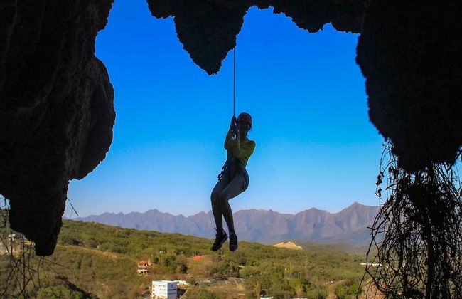 Montañismo en el Parque Ecoturistico Cola de Caballo con traslados opcionales - Foto 3