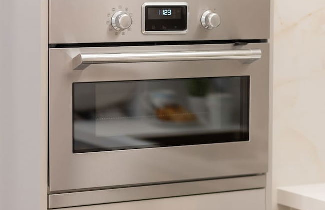 Glamour Studio by Renters Prestige - Photo 27