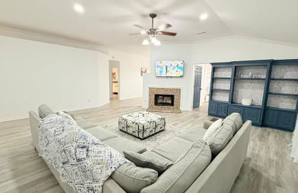 Beautiful home near Lake Houston - Minutes from IAH! - Foto 16