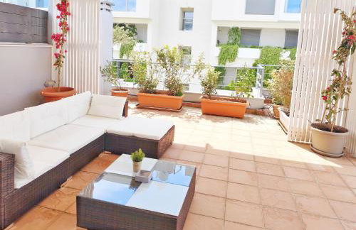 Adelos II Glow Villa 5BR 360m -Elevator-Rooftop - Foto 30