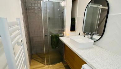 Cocon au bord du Loing 2 chambres cosy & calme - Photo 5, Shower