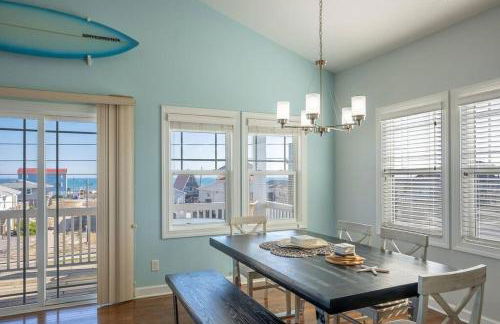 4Br 3bath Dog Friendly Ocean View Hot tub Elevator - Photo 14