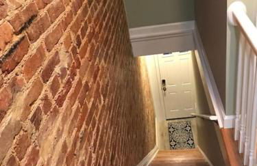 HOME AWAY HOME - Chic 2 BR Capitol Hill DC - Photo 6