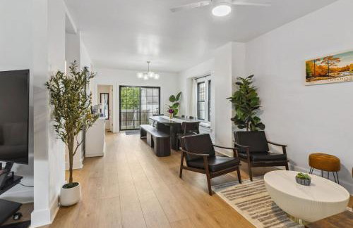 Luxury Olivewood Oasis - 13 mins to Cleveland - Foto 52