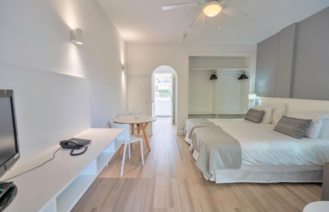 Coral California - Photo 14