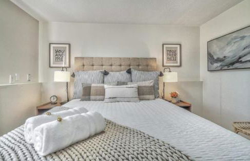 Panoramic Valley Downtown Basement Suite - Foto 14