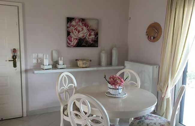 Flower House - Photo 7