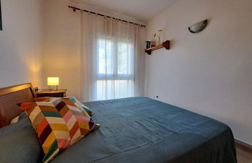 Apartamento con piscina a 50m de la playa - Foto 13