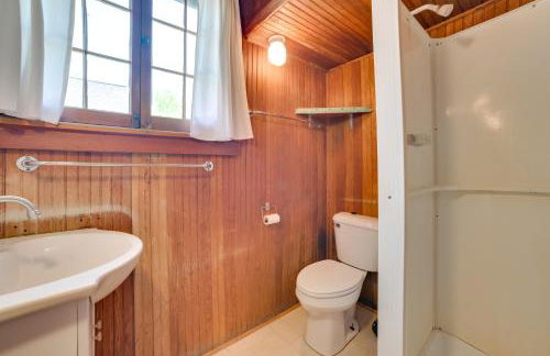 Water-View Deck! Cabin 4 on Les Cheneaux Islands - Photo 15