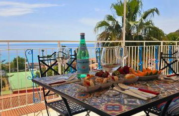 Ninfa Sul Mare Apartments - Piscina Idromassaggio 50 M E T R I dal Mare Free Parking - Photo 14