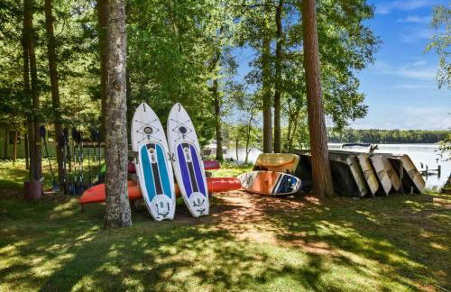 Whispering Waters Bayview Resort Cabin 4 - Foto 7