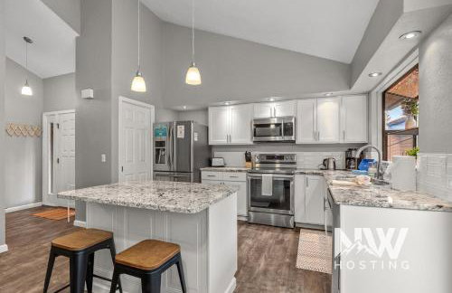 Twin Lakes Village Home Golf Retreat Community Pool Corner Lot and Single Level Living - Foto 12