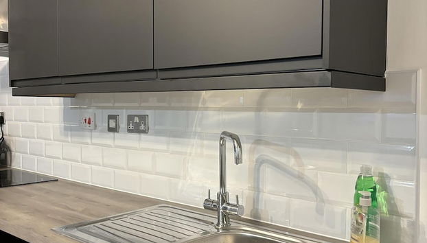 Stylish City Centre Apt- 25 Off Monthly Stays! - Foto 5, Cocina privada