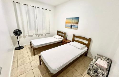 Apartamentos até 6 pessoas - 3 quartos com suíte e garagem, completo - Photo 27