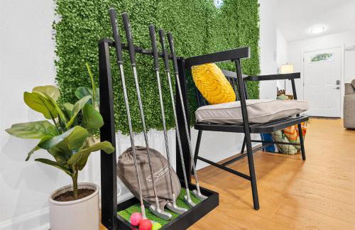 MiniGolf, HotTub, FirePit, PetFriendly, Sleeps 8 - Foto 11