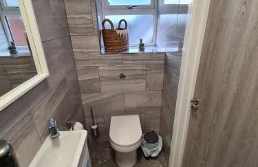 SAV 5 bedroom Executive detached house in Leiceste - Photo 23