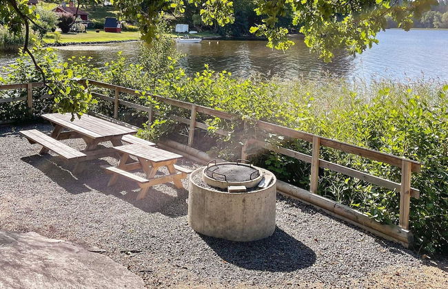 4 Person Holiday Home in Gamleby - Foto 7