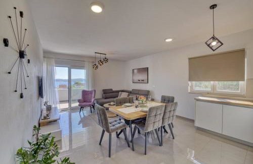 CROWONDER Sun Dance Apartments with Heated Swimming Pool Seaview and Garden - Foto 54