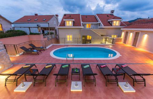 Villa Molunat - Photo 16