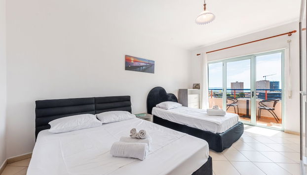 Central Main Square Apartment - Foto 4, Habitación