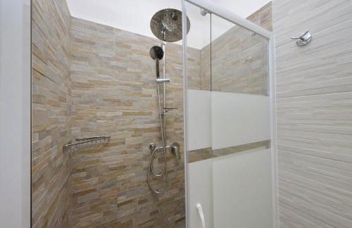 Michele Lux Lodge 6 people Spotless and Connected to Airport and Vatican - Foto 21