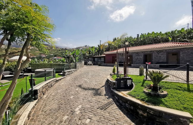 Villa Nova Madeira no Funchal Casa A e B - Photo 4