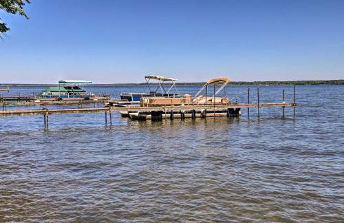 Charming Pymatuning Lake House Near Park and Beach - Photo 41