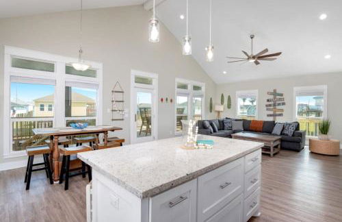 Two Adjacent Cabins, Sleeps 18 - Foto 51