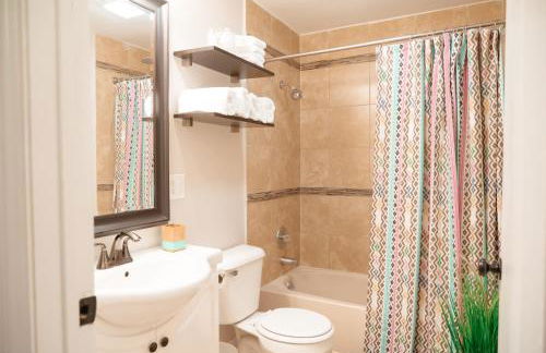 Calm & Well-Equipped 2BR Chicago Apartment - Central Cozy - Foto 28