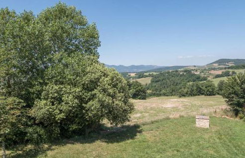 Nice Apartment In Avigliano Umbro - Foto 14