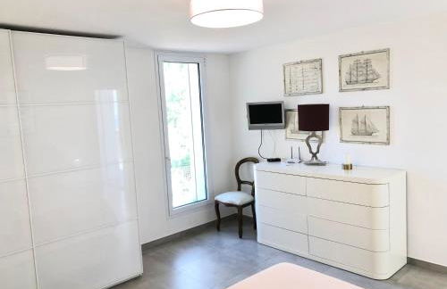 Villa Olympia Pool Sea View Mountains Lake Nature Sleeps 8 Air Conditioning Wi-Fi - Foto 45