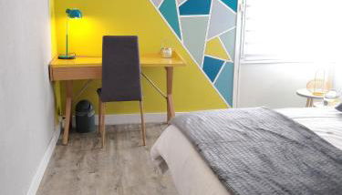 Les Clés du Bonheur by Beds4Wanderlust, 47m2 avec Terrasse privative & Parking-RER B TGV 10min-Orly 20min - Foto 2