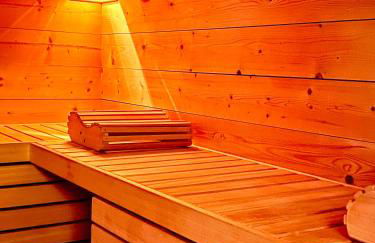 Dormi nella SPA privata con letto ad acqua, sauna, doccia emozionale e kneipp - Foto 57