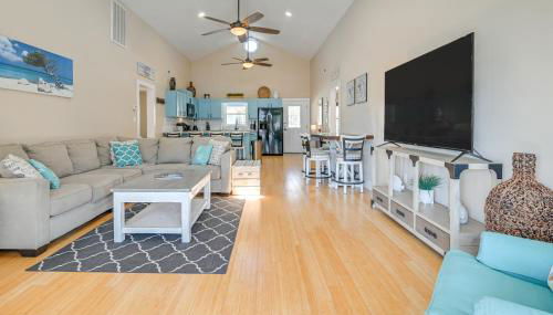 Walk to Surfside Beach Poolside Oasis - Foto 3