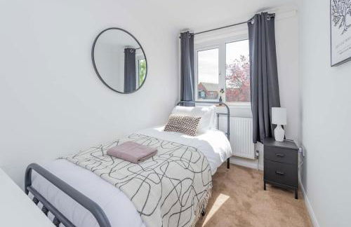 Newport - Sleeps 8 - Private Parking - Foto 10