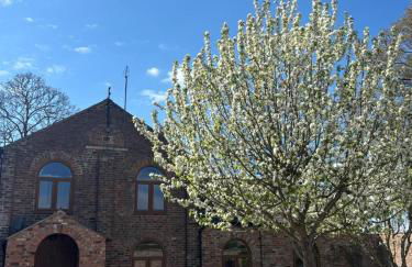 Courtyard House- Luxury Holiday House with floodlit Tennis court - Foto 1