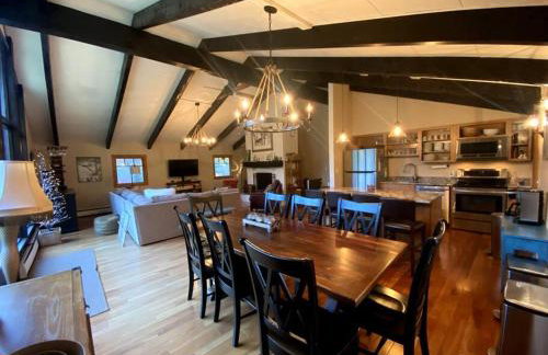 Charming Stratton Ski House Walk to Slopes - Foto 20