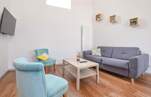 3 Bedroom Stunning Home In Creances - Foto 3