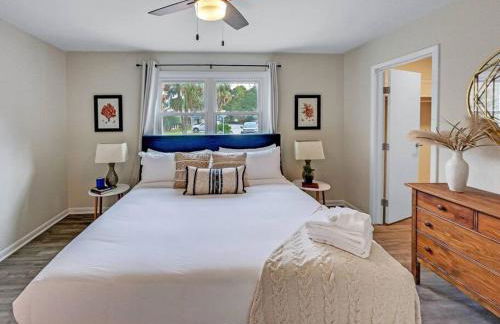 Cold Plunge Outdoor Shower Bike to Shem Creek - Photo 35