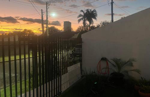 Suite independente condomínio cidade Moncoes - Photo 21