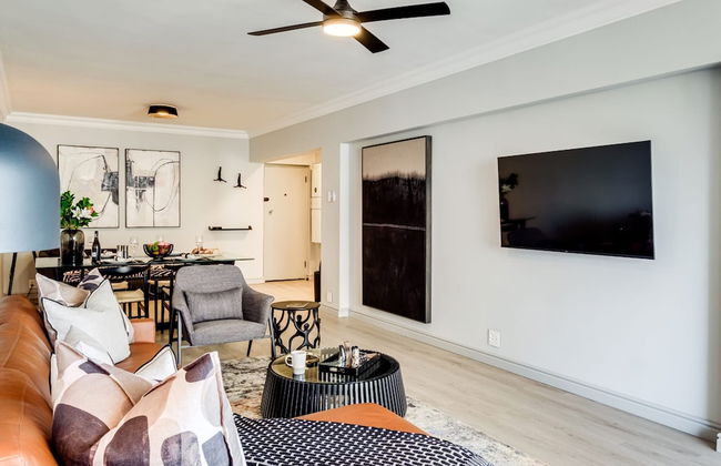 Cape Towns Charming Seaside Avaya Apartment - Photo 19