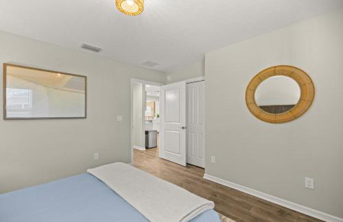 The Golden Palm Mins to Eastport Square and Middleton With Electric Golfcart - Photo 14