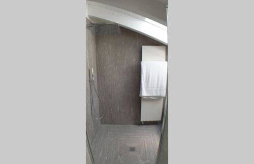 LA FINESTRA SUL FIUME-GRAZIOSA MANSARDA.CIR 014O74 - Foto 7