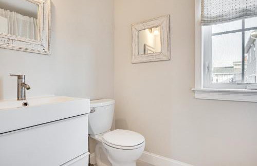 Walk to Rye Harbor State Park Home with Ocean Views - Foto 13