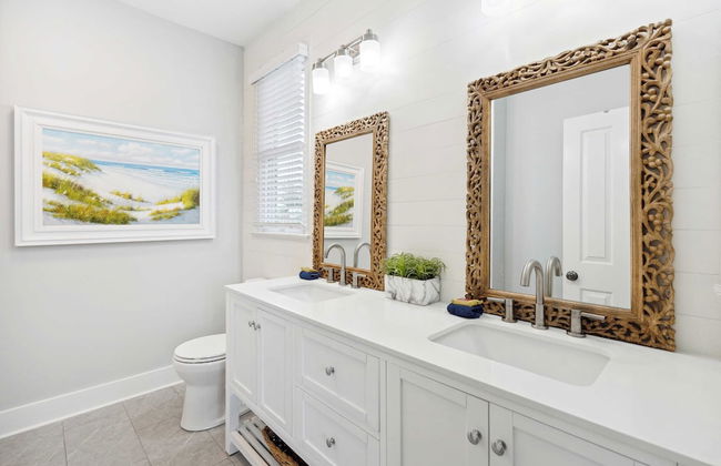 Oceanfront w/ Pool, Panoramic Deck Views, 5bdr Folly Ocean Breeze by Avantstay - Foto 25