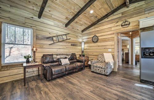 Modern Cabin with Fire Pit Less Than 3 Mi to Trails! - Foto 5