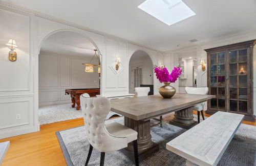 Private Resort Mansion with Pool - Foto 19